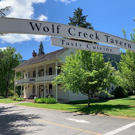 Wolf Creek Inn & Tavern Esterno foto