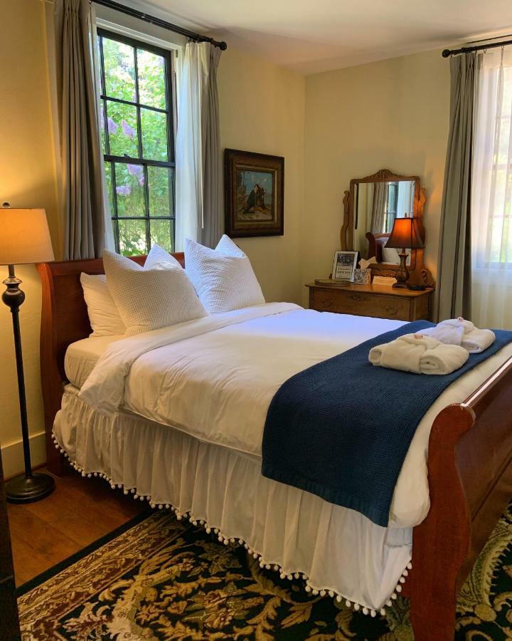 Wolf Creek Inn & Tavern Esterno foto